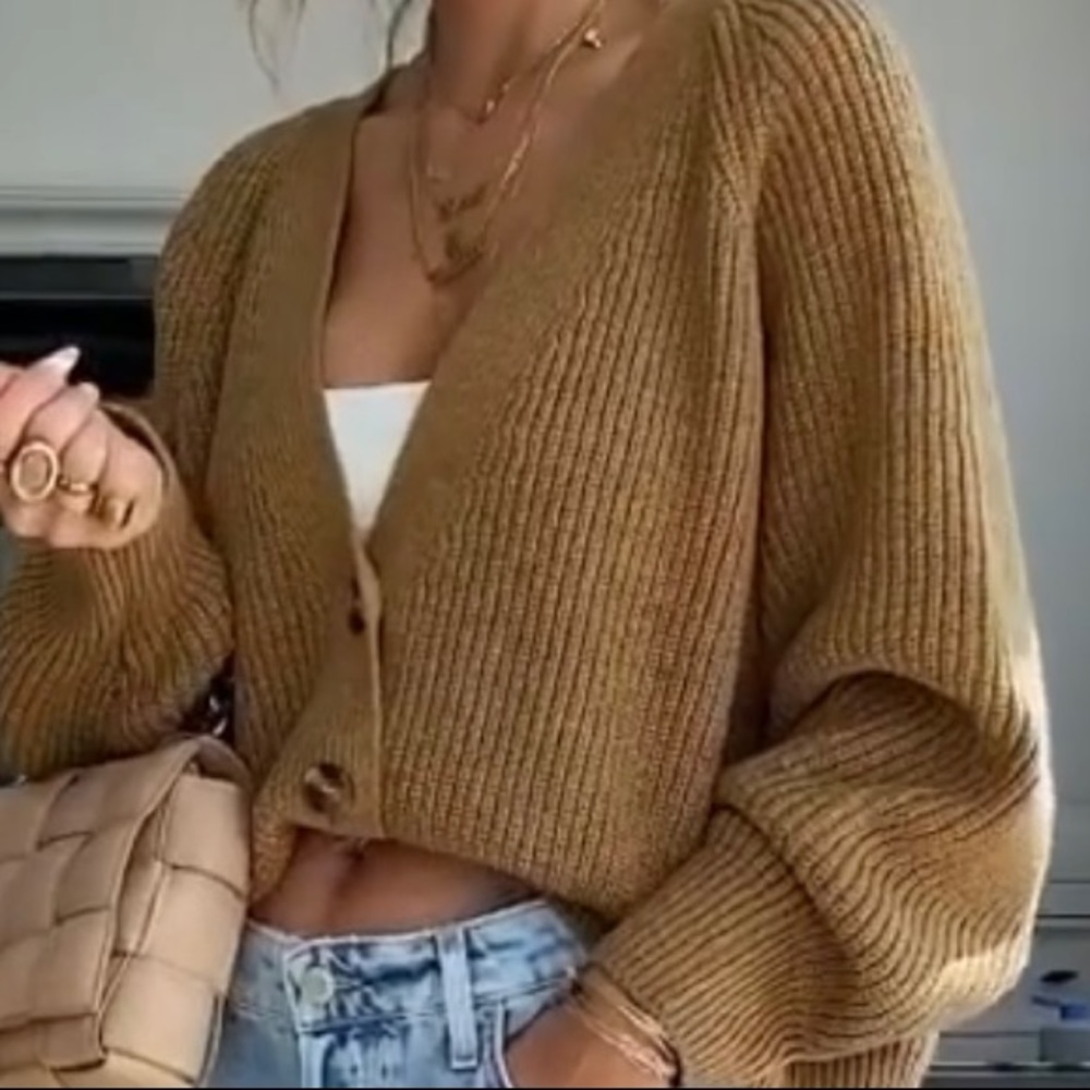 H&M sweater